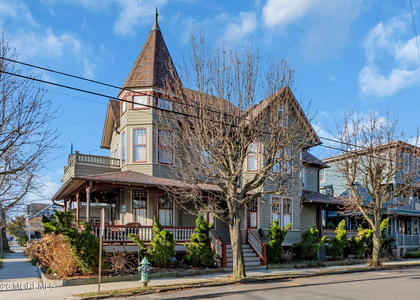 62 Webb Avenue - Photo 1