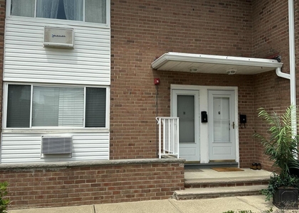 35 Sternberger Avenue - Photo 1