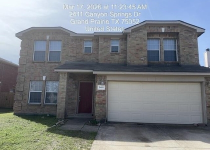 2411 Canyon Springs - Photo 1