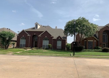 1027 Creek Bend - Photo 1