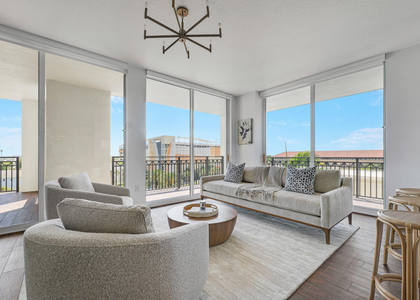 550 Okeechobee Boulevard - Photo 1
