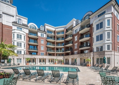 300 W 5th Street - Photo 1