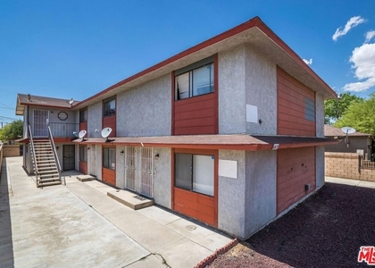 45119 Beech Avenue - Photo 1