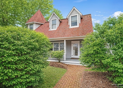 150 King Street - Photo 1