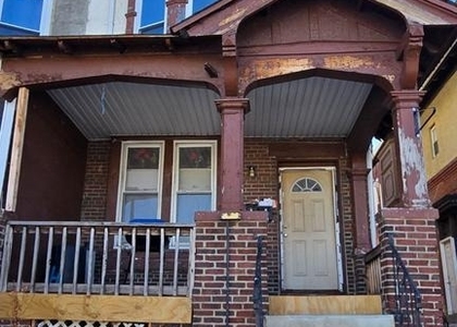 4625 N Broad Street - Photo 1
