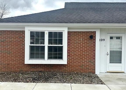 109 Franklin Drive - Photo 1
