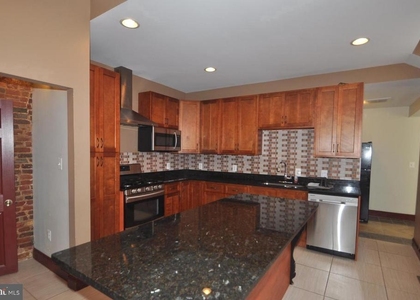 804 Hollins Street - Photo 1