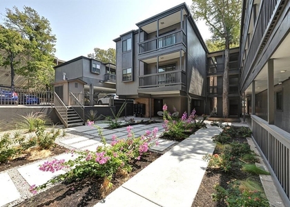 3301 Red River St - Photo 1