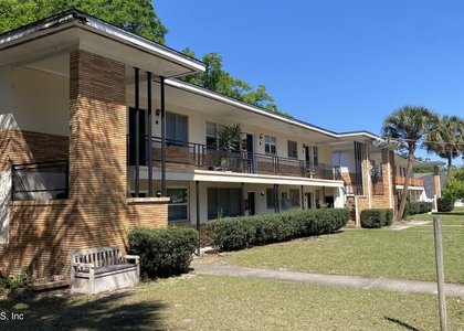 912 Arco Drive - Photo 1