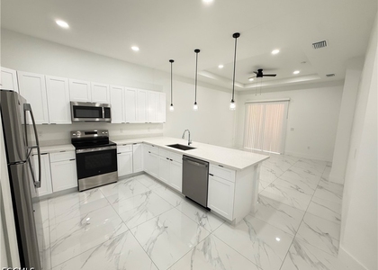 1262 Best Avenue - Photo 1