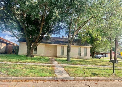 722 Stephanie Drive - Photo 1