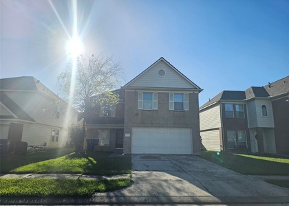 11015 Walkup Way - Photo 1