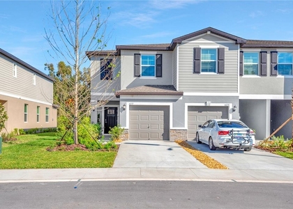 6032 Shiner Street - Photo 1