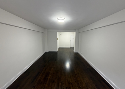 Lenox Hill - Photo 1