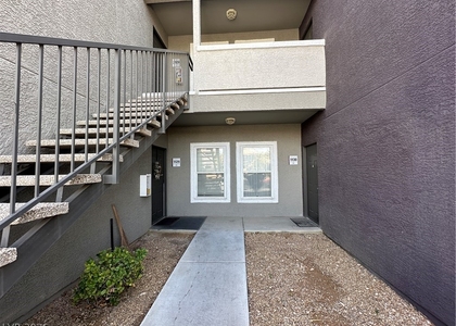 9620 W Russell Road - Photo 1