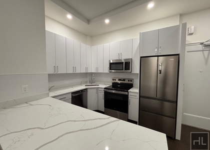 West 68 Street - Photo 1