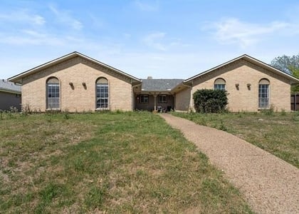 15839 El Estado Drive - Photo 1