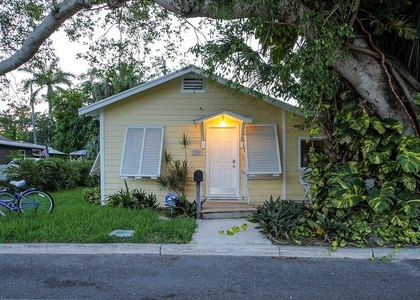 1907 Parker Avenue - Photo 1