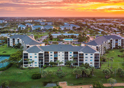 275 Palm Avenue - Photo 1