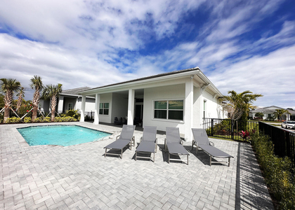 10027 Timber Crk Way - Photo 1