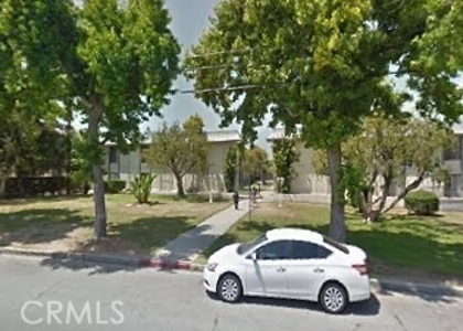 425 Fairview - Photo 1