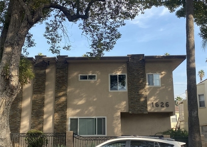 1626 N Kingsley - Photo 1