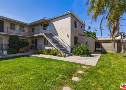 5117 Crenshaw Boulevard - Photo 1