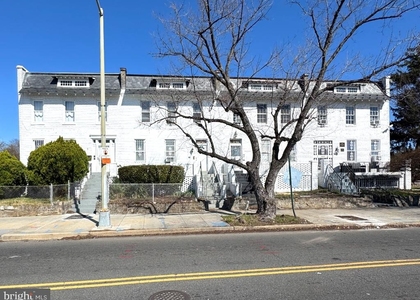 6 Barney Circle Se - Photo 1