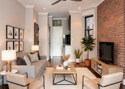  697 10th Ave.,  - Photo 1