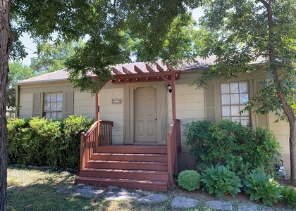 819 E 31st St - Photo 1