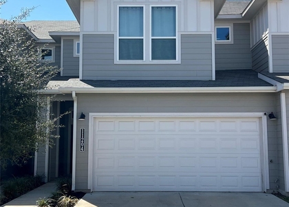 11204 Gadsen Ln - Photo 1