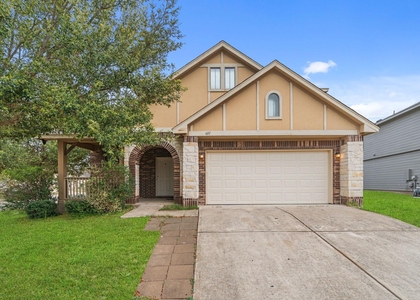 601 Silver Wing Ct - Photo 1