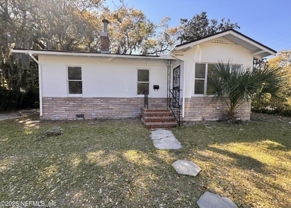 3728 Silver Street - Photo 1