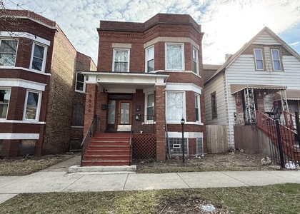 6639 S Bishop Street - Photo 1