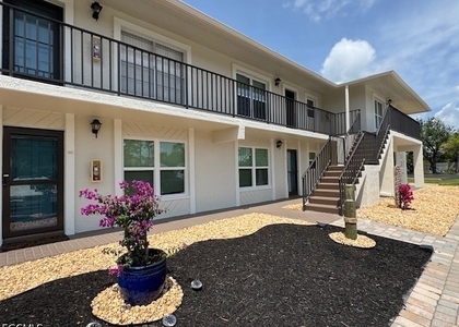 16007 Davis Road - Photo 1