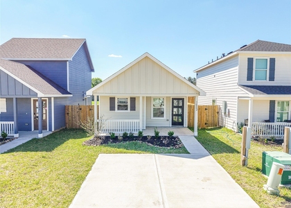 16802 N Marie Village Dr - Photo 1