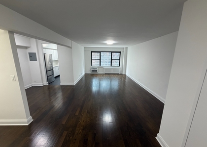 East 57th Street  - Photo 1