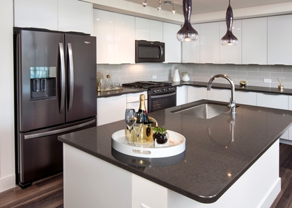 1400 W Peachtree Street - Photo 1