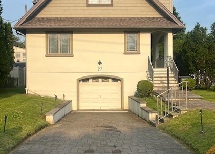 27 Richmond Avenue - Photo 1