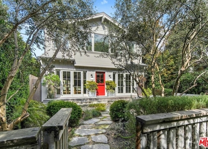 821 Nowita Place - Photo 1