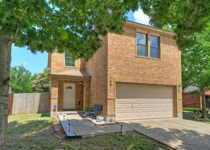 140 Plum Path - Photo 1