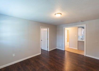 2503 Delano - Photo 1