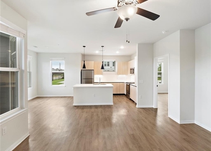 17000 Bissonnet Street - Photo 1