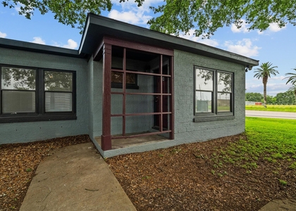 826 3rd Avenue N - Photo 1