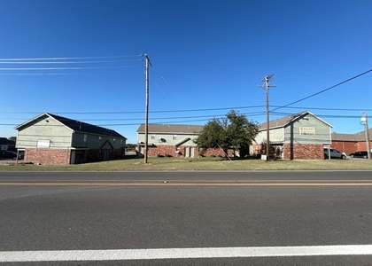 811 W Walnut Street - Photo 1
