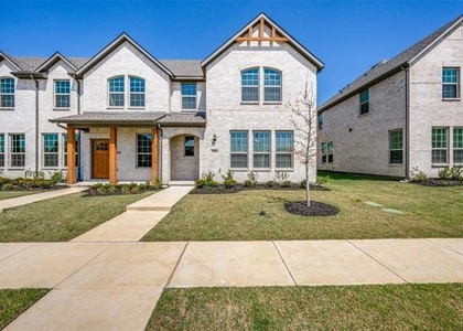 4601 Avion Drive - Photo 1