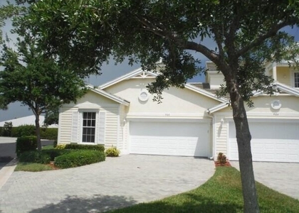 906 Mariner Bay Boulevard - Photo 1