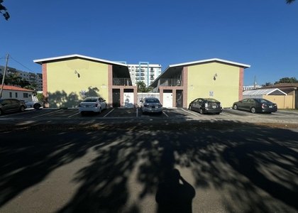 13 Ne 2nd Avenue - Photo 1