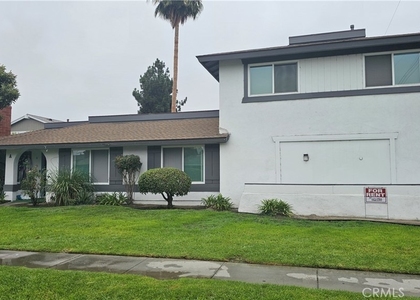 2650 E Park - Photo 1