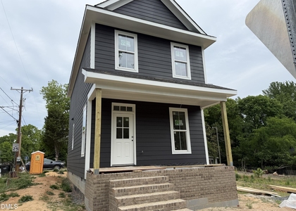 1203 Fern Street - Photo 1